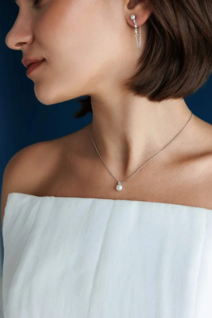 Konfirmationsgave: perlesmykker til konfirmanden